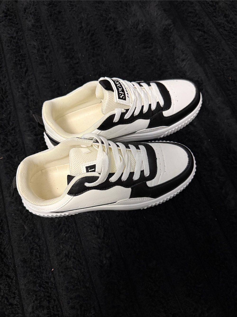 Sporto Women’s Black and White Low-Top Sneakers - Classic Contrast Design